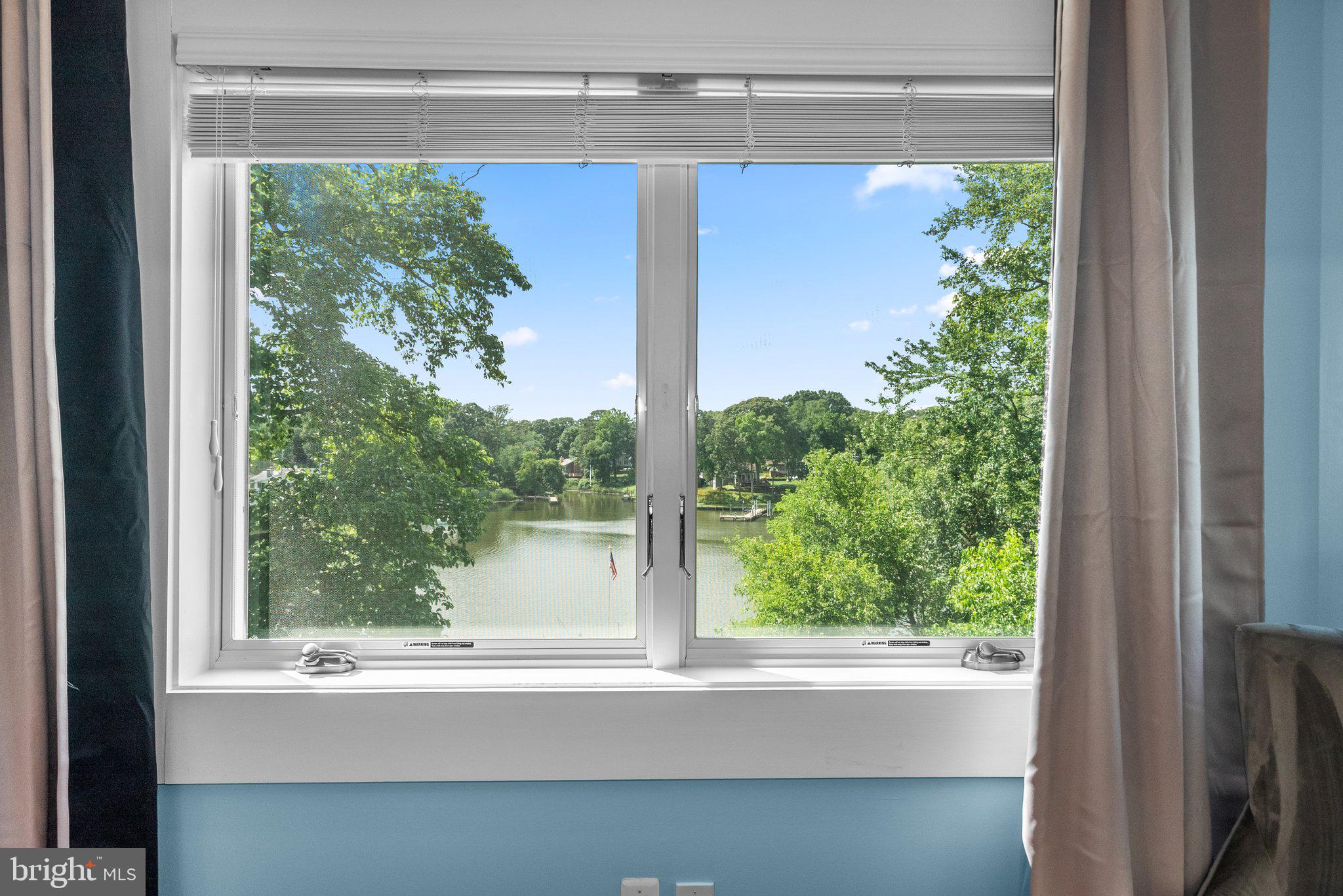 734 OAK GROVE CIRCLE