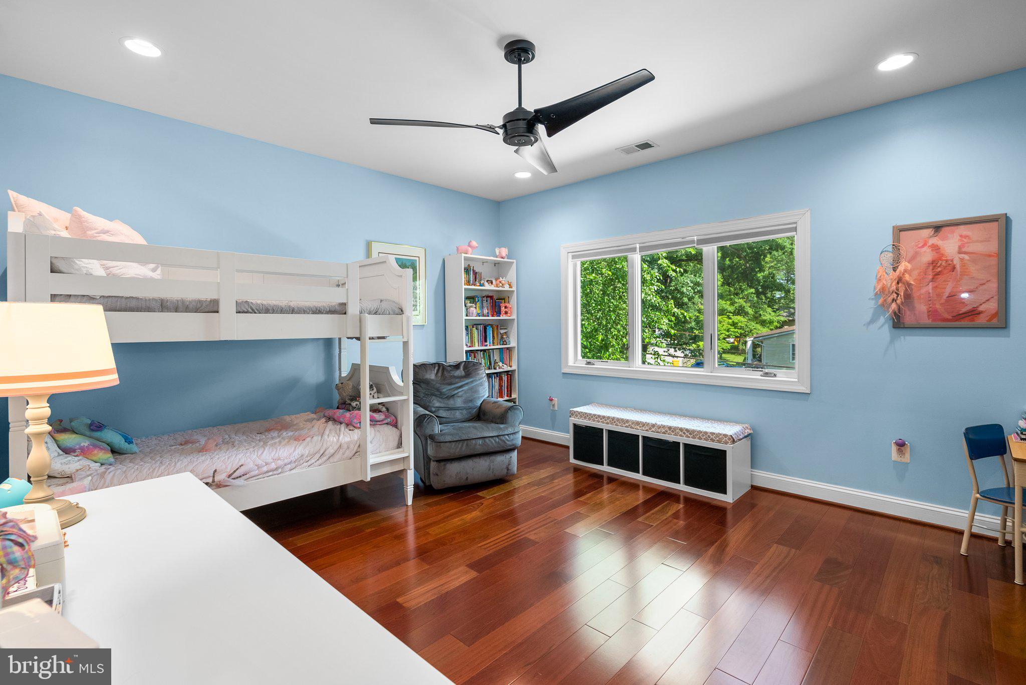 734 OAK GROVE CIRCLE