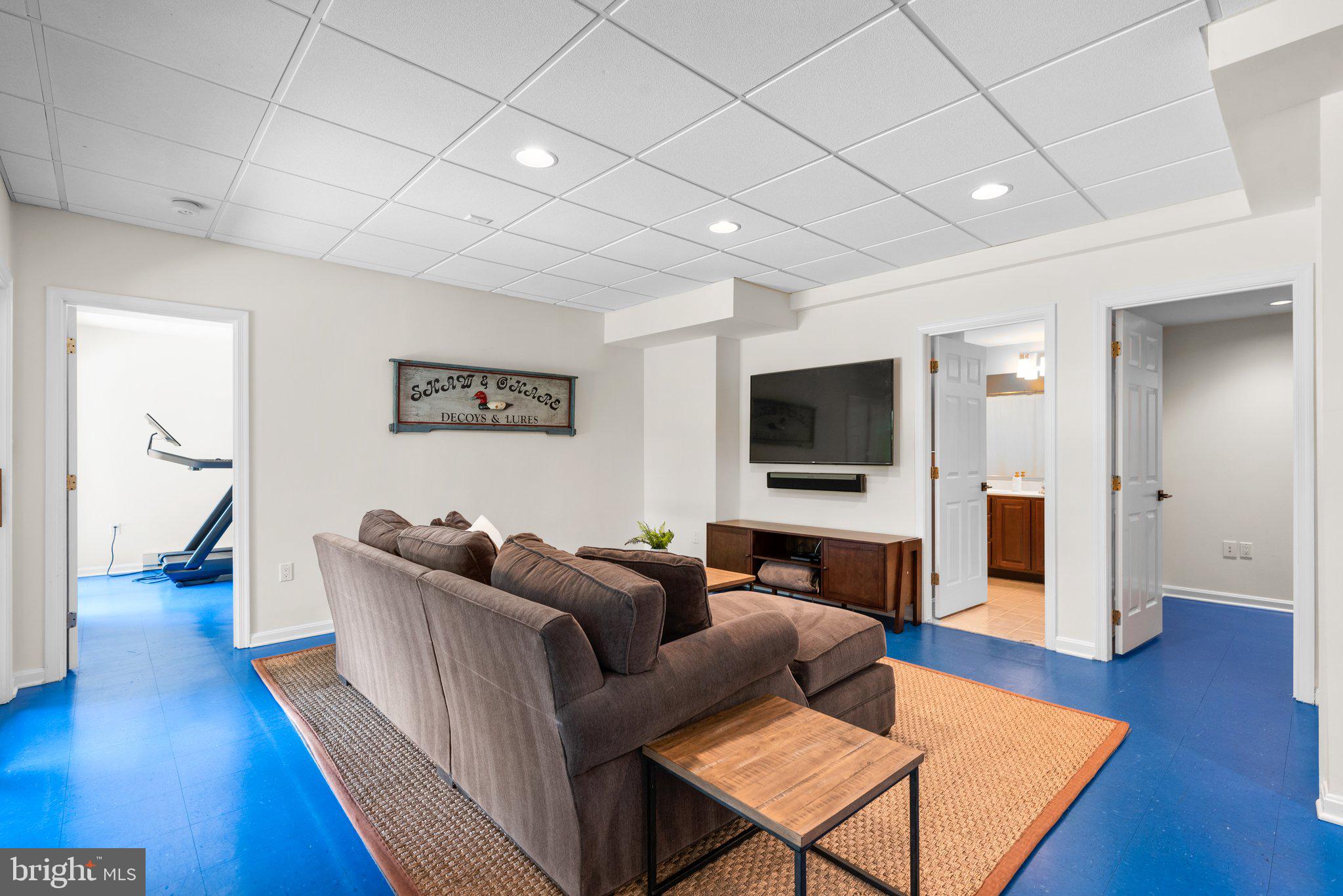 1200 MARINAVIEW DRIVE