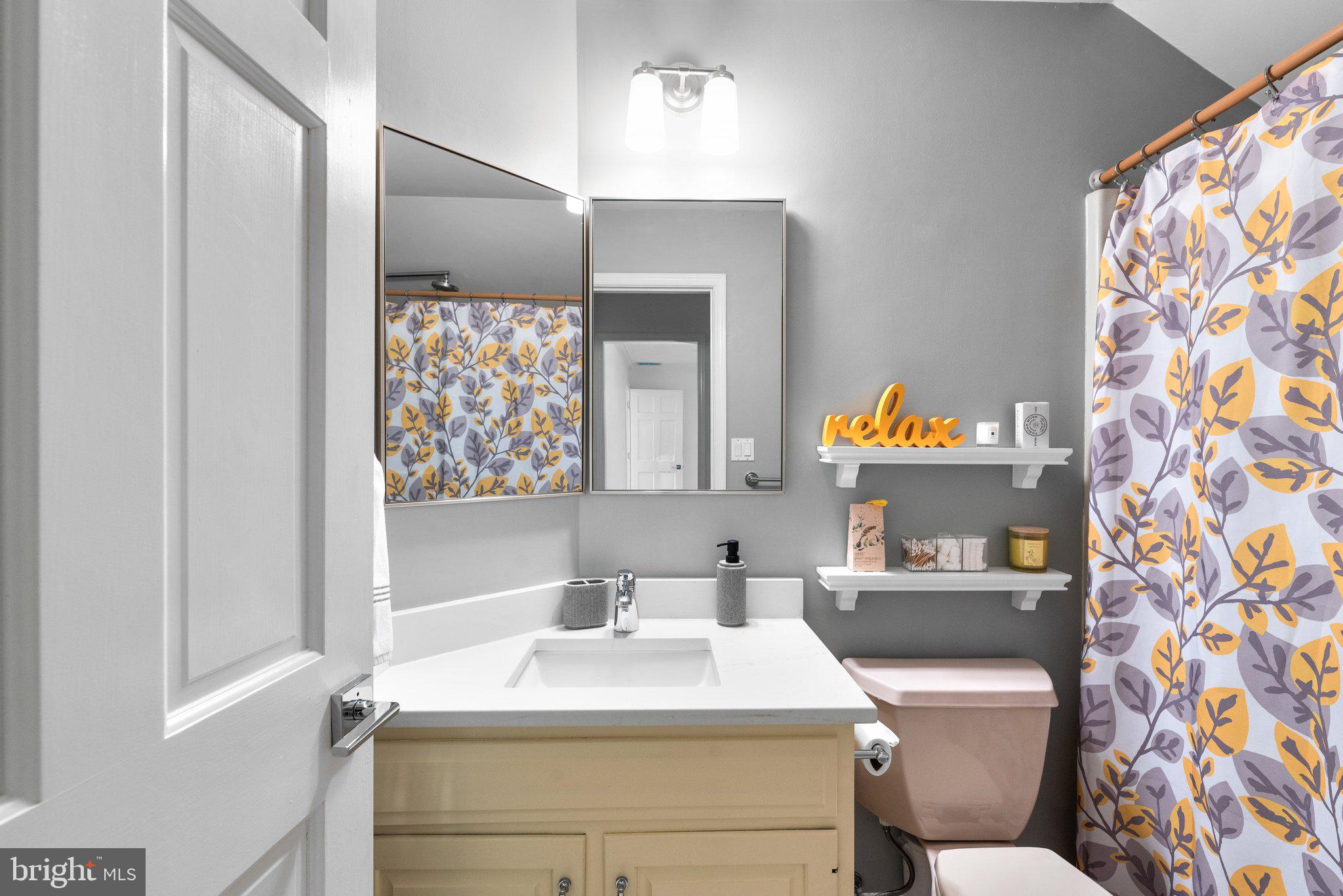 1200 MARINAVIEW DRIVE