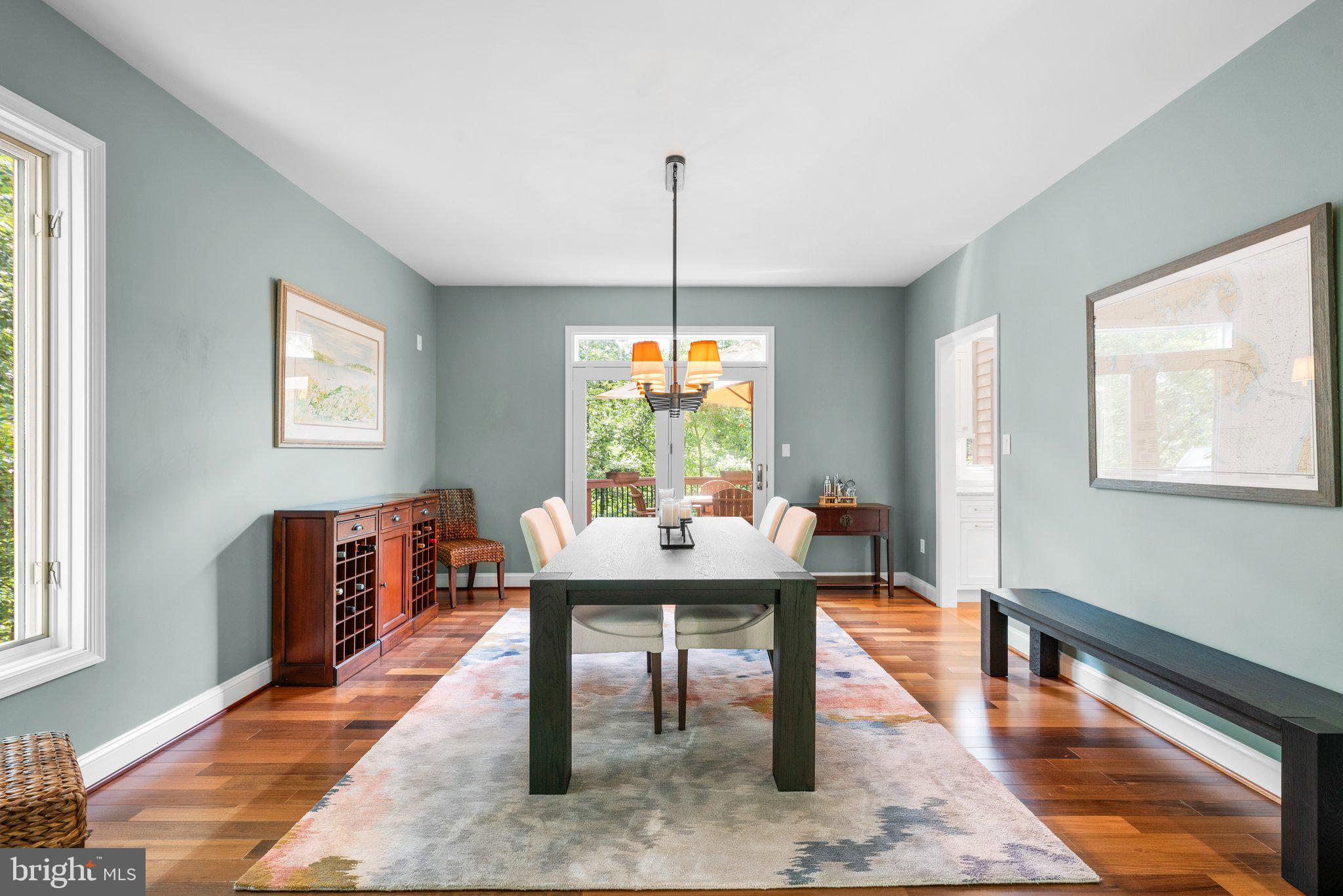 1200 MARINAVIEW DRIVE