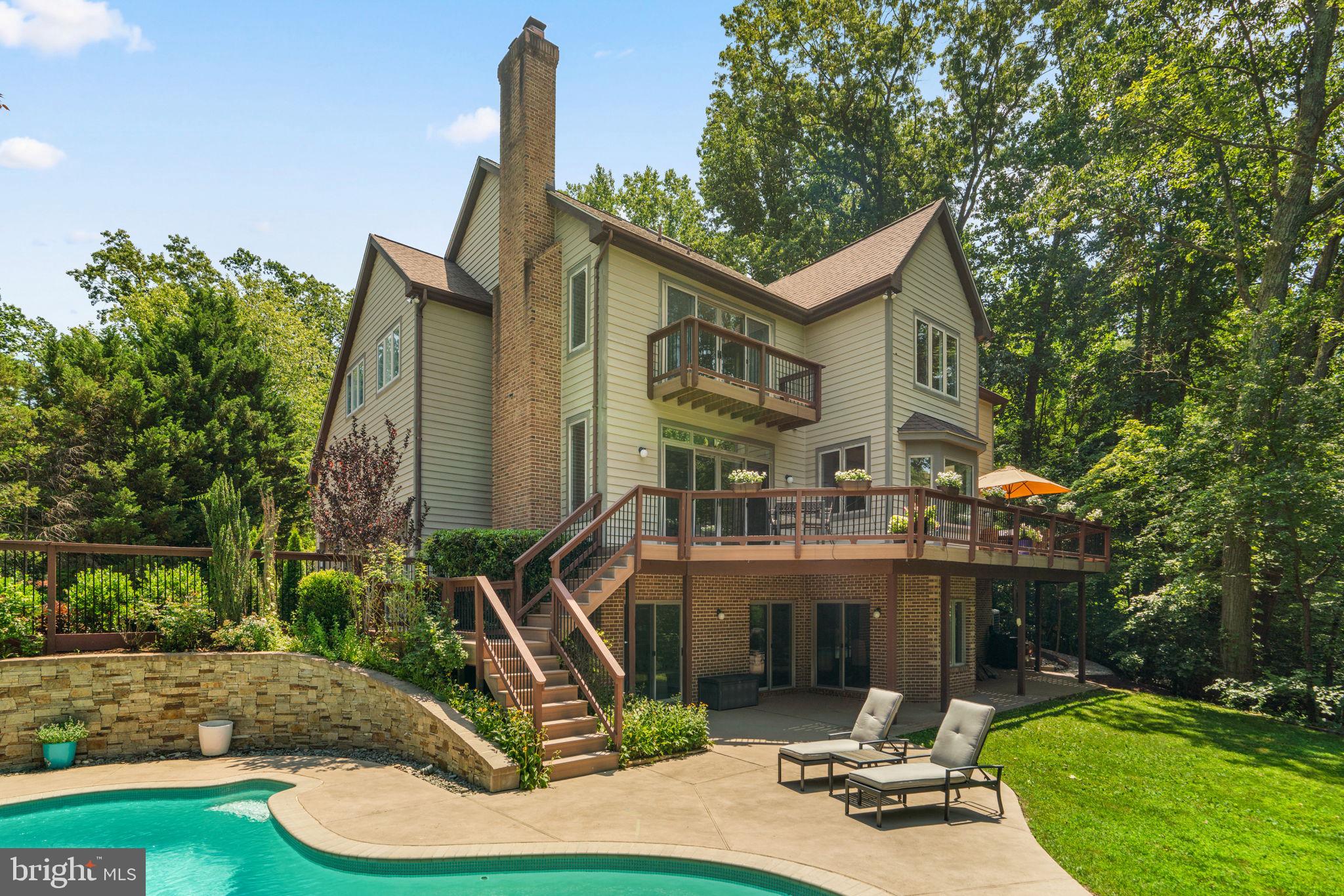 1200 MARINAVIEW DRIVE