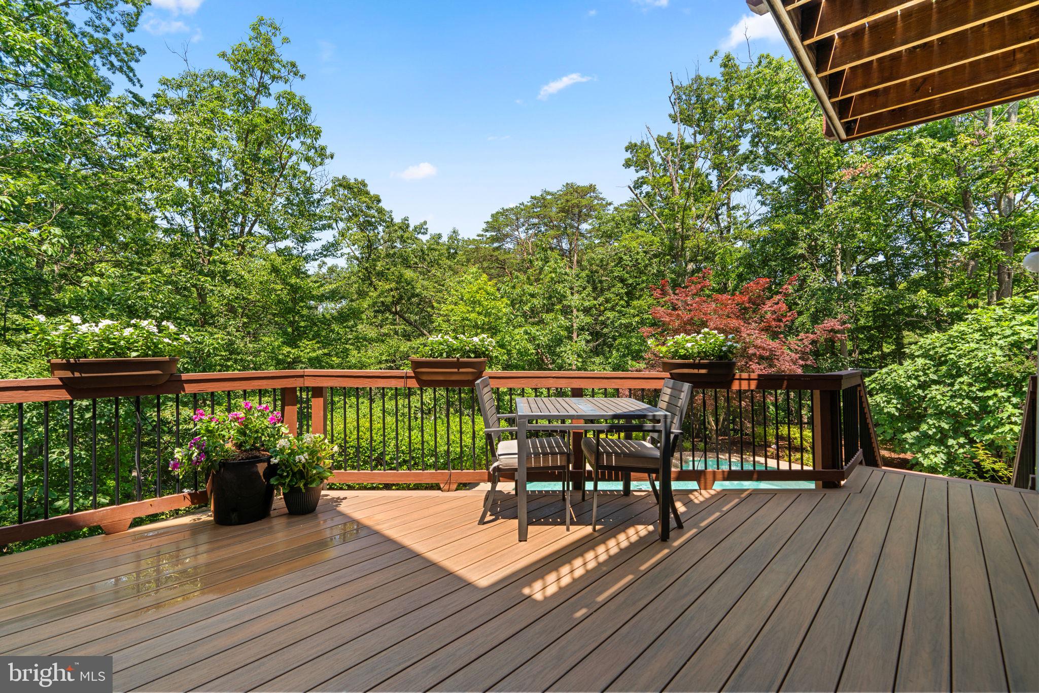 1200 MARINAVIEW DRIVE