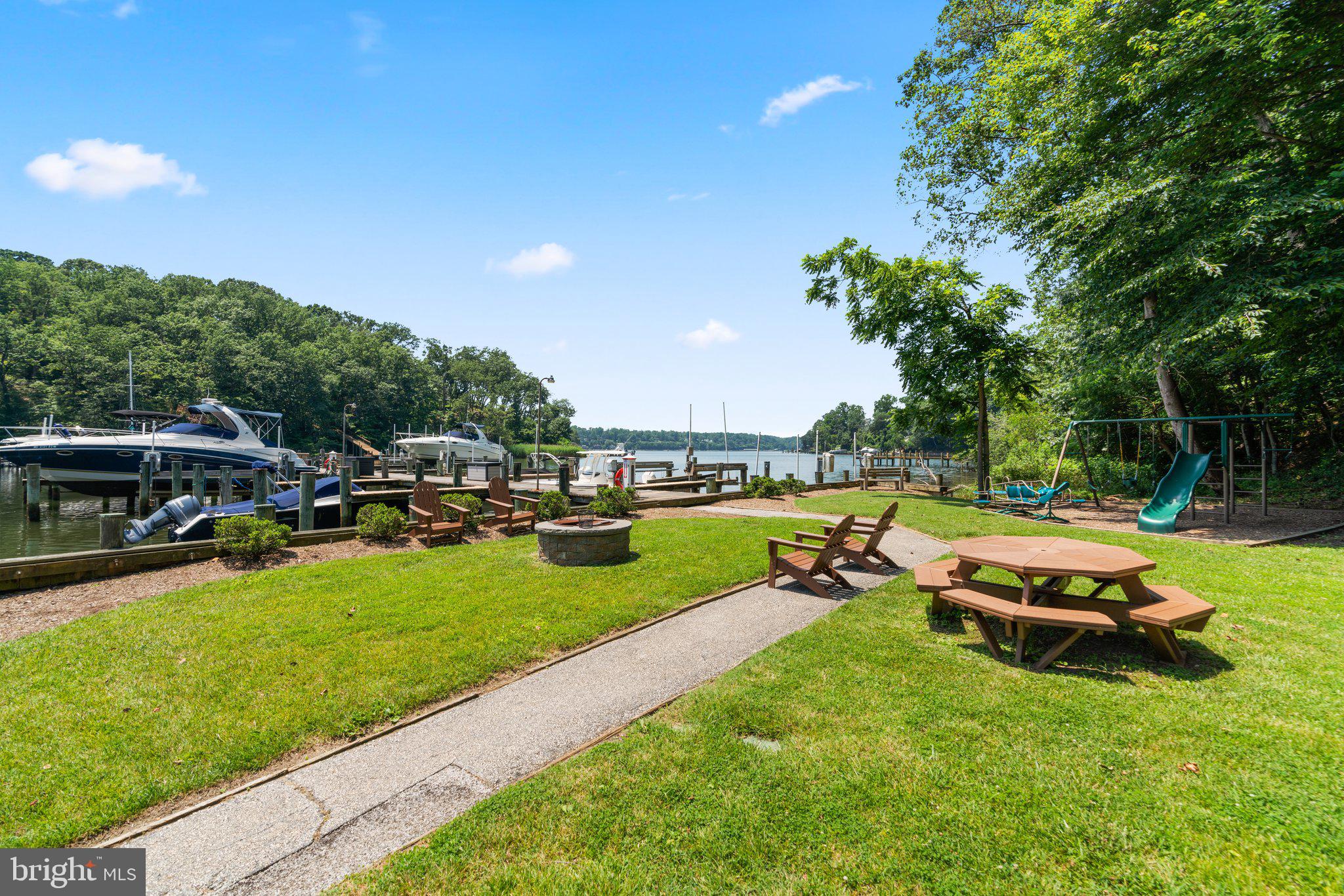 1200 MARINAVIEW DRIVE