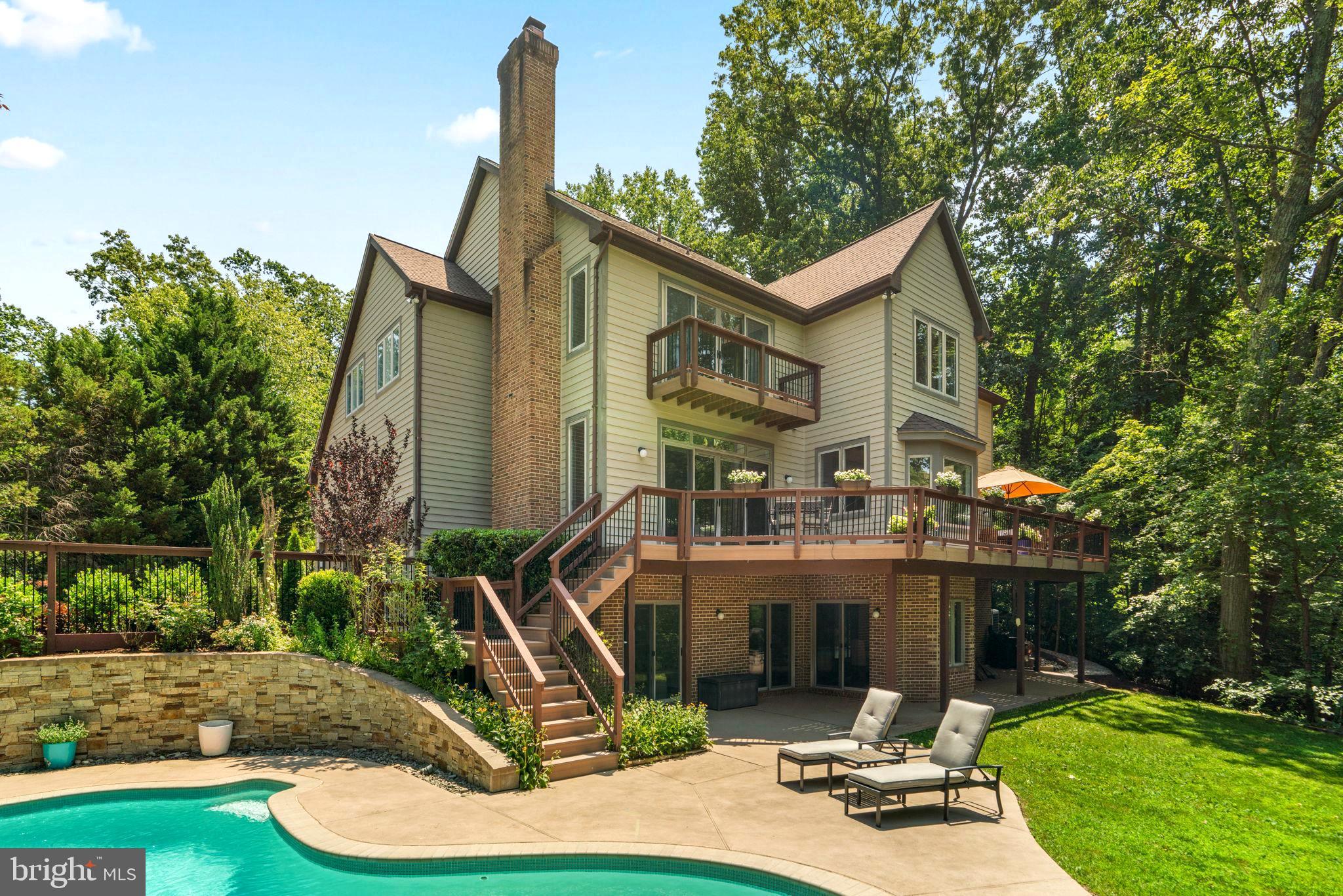 1200 MARINAVIEW DRIVE