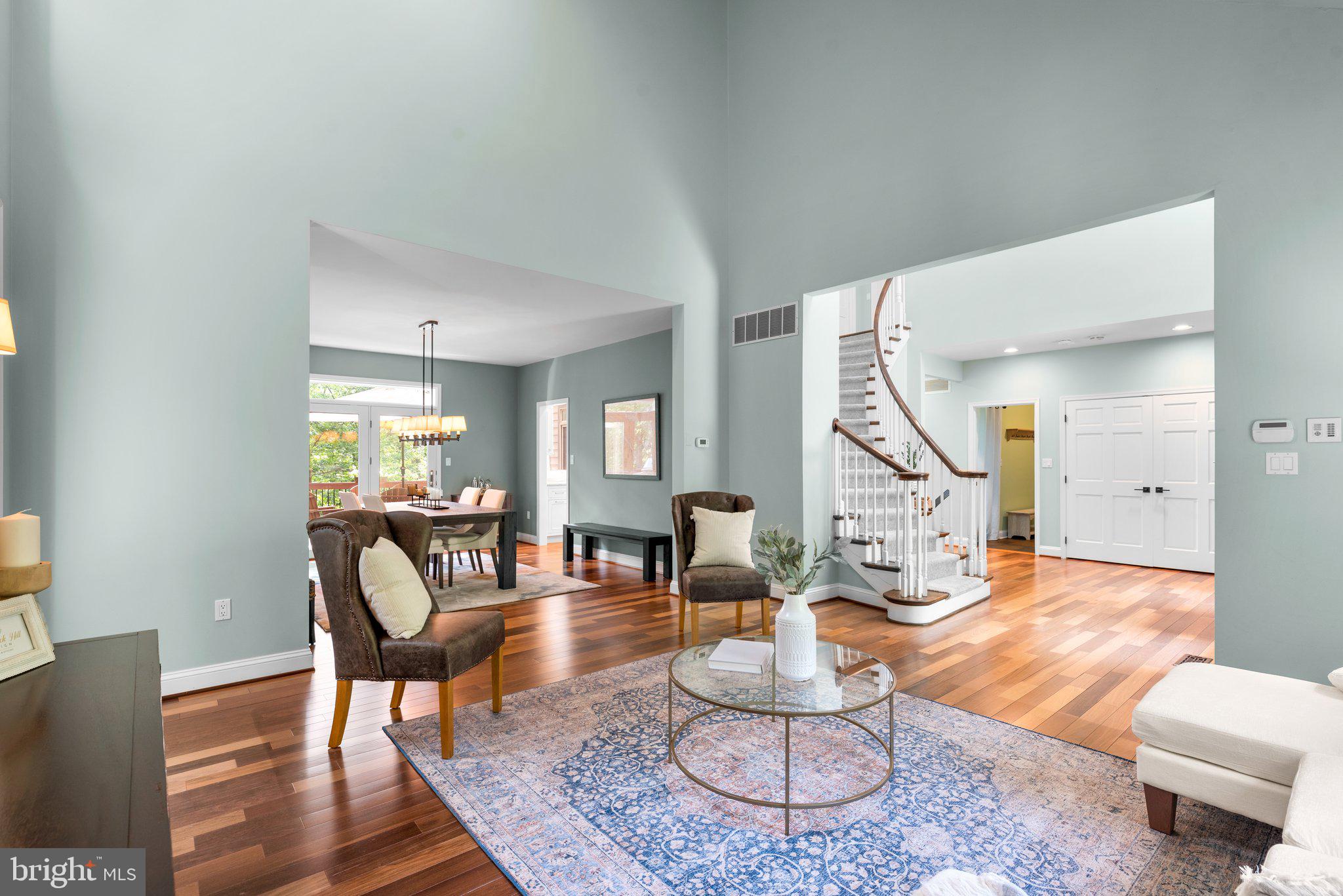 1200 MARINAVIEW DRIVE