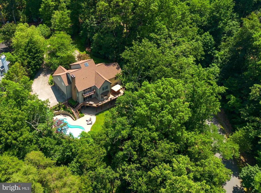 1200 MARINAVIEW DRIVE