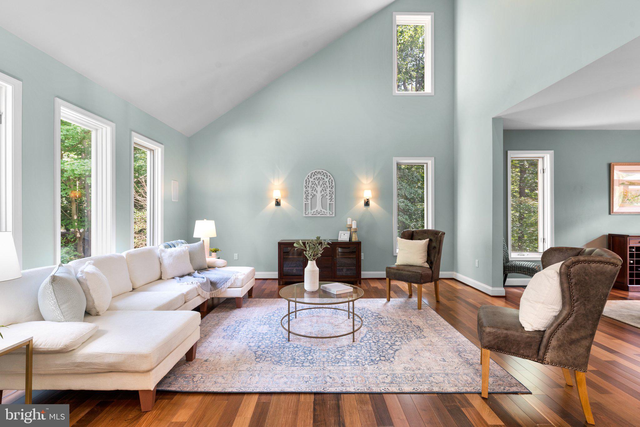 1200 MARINAVIEW DRIVE