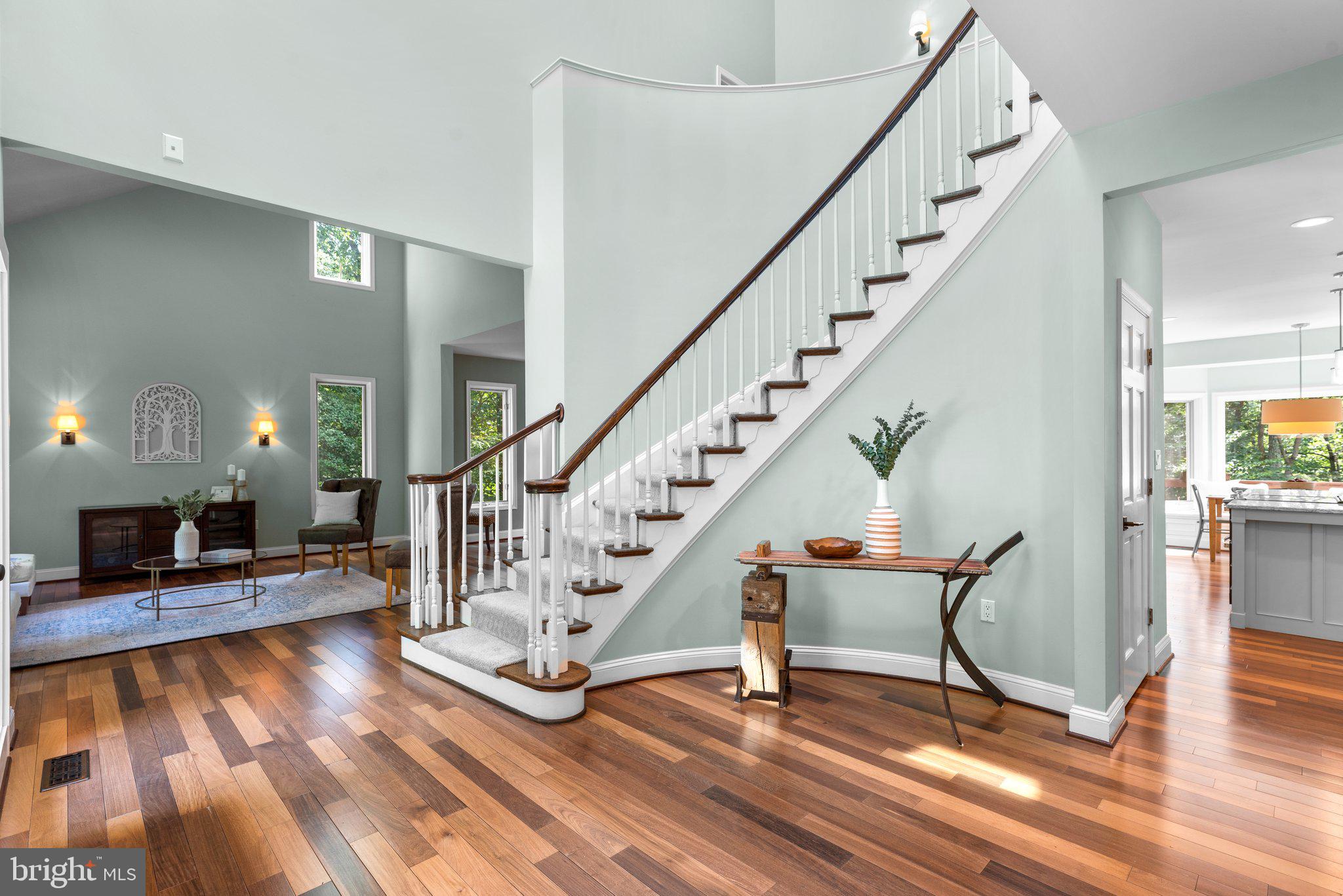 1200 MARINAVIEW DRIVE