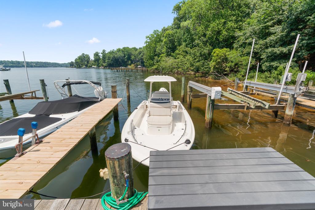 1200 MARINAVIEW DRIVE