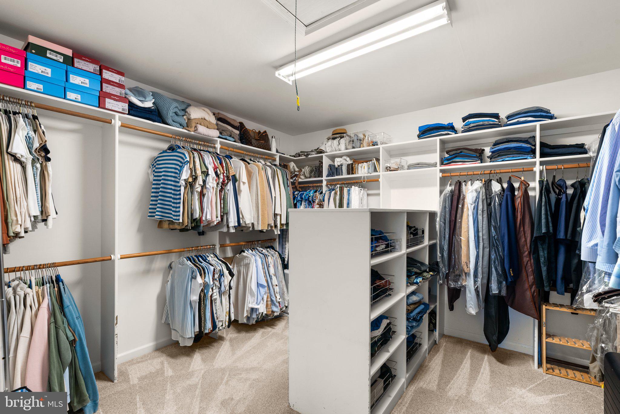 1200 MARINAVIEW DRIVE