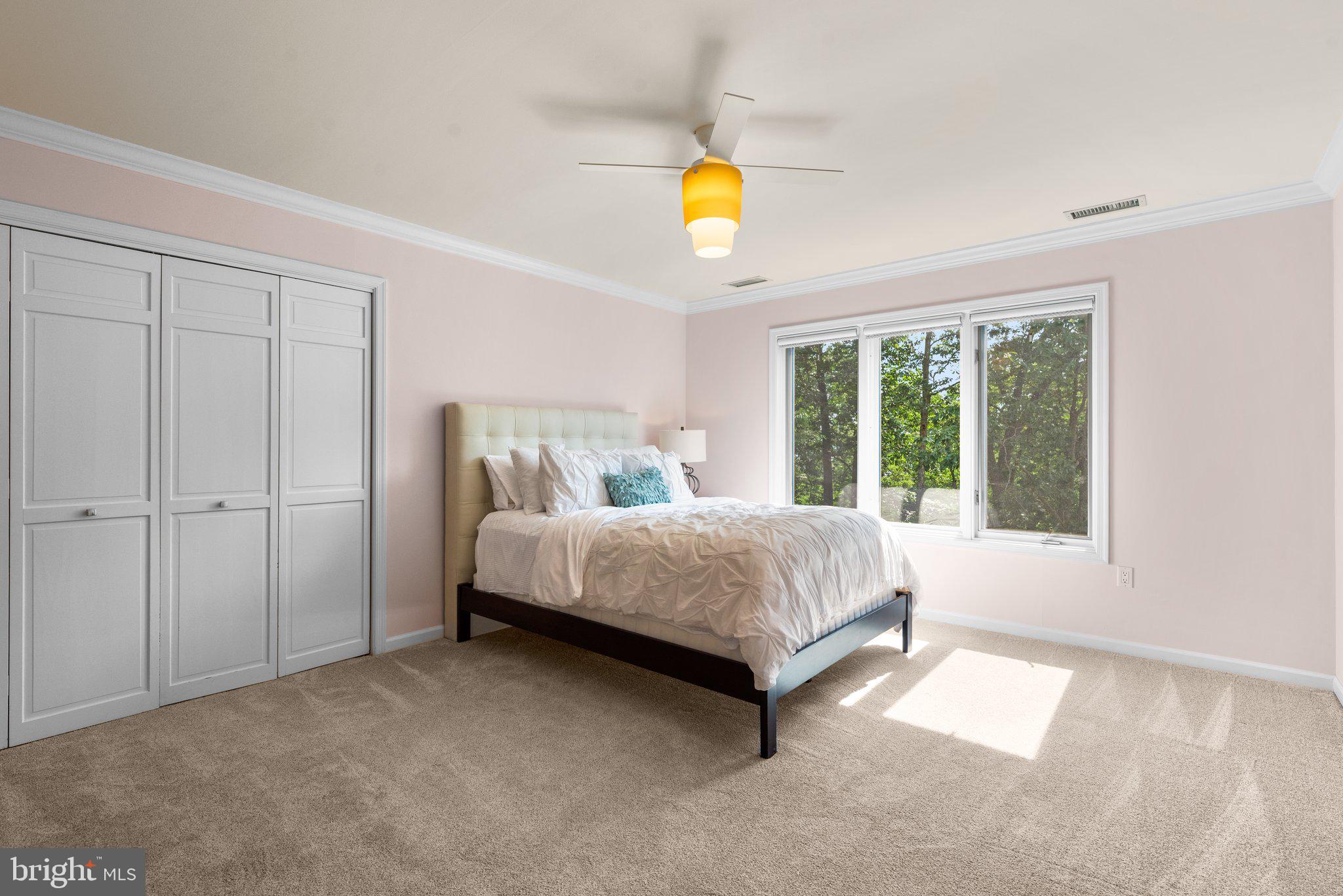 1200 MARINAVIEW DRIVE