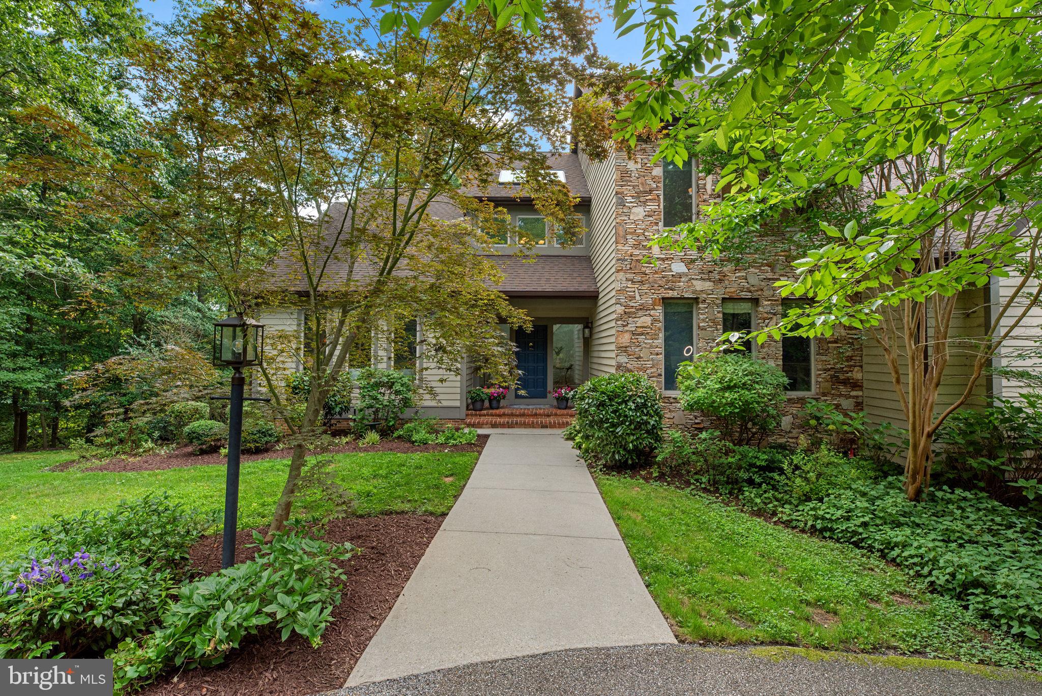 1200 MARINAVIEW DRIVE