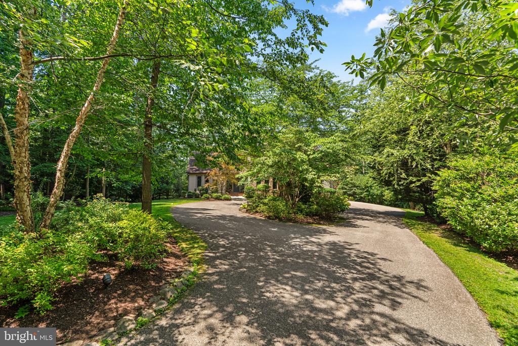 1200 MARINAVIEW DRIVE