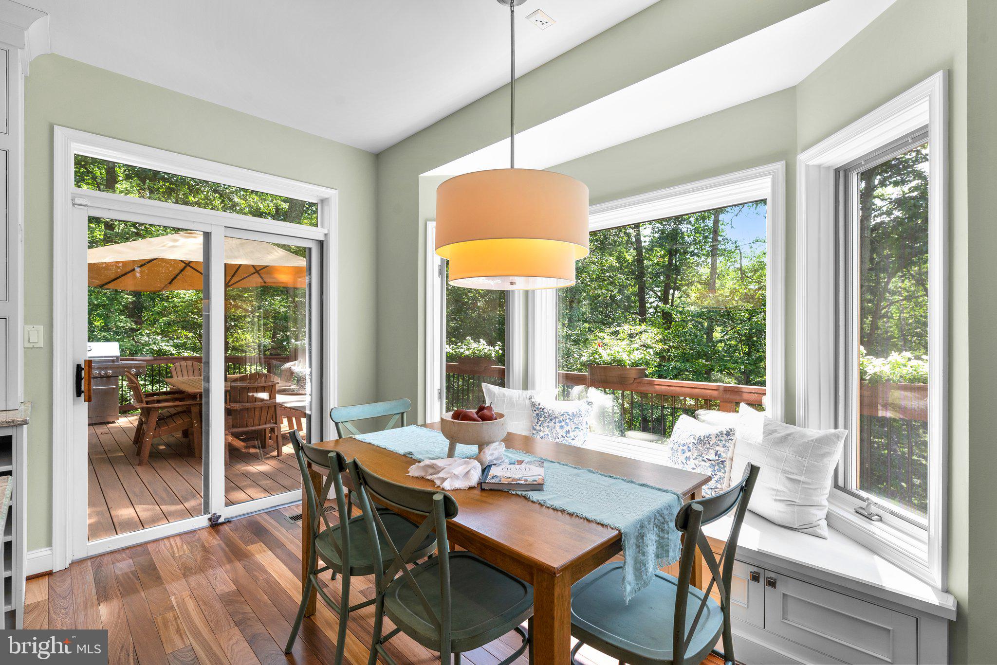 1200 MARINAVIEW DRIVE