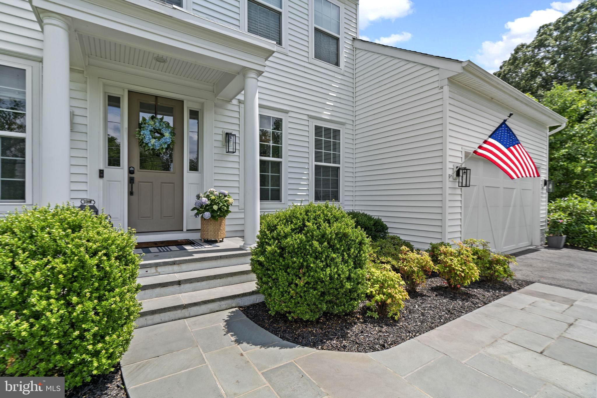 1013 SHORE ACRES ROAD