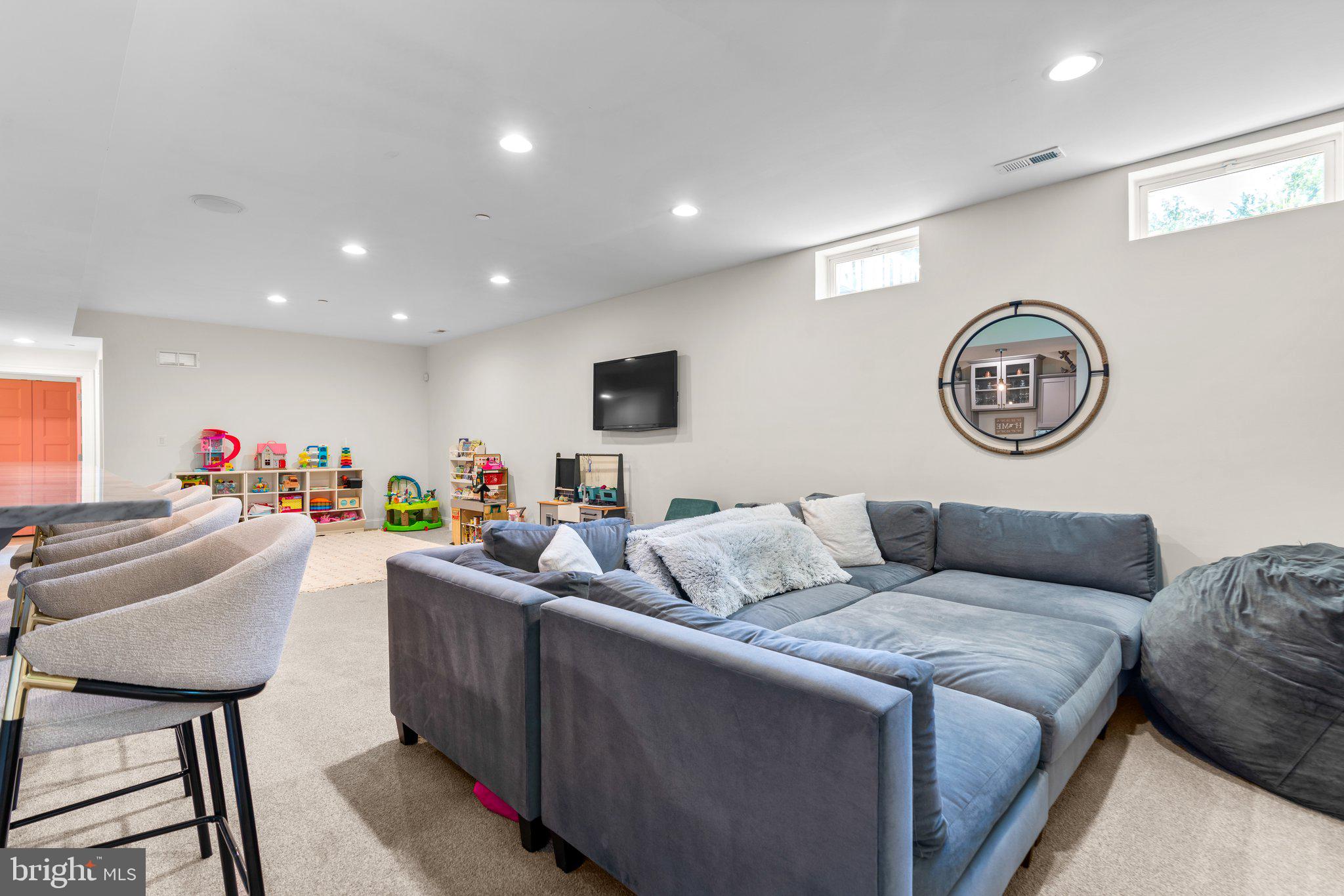 1013 SHORE ACRES ROAD