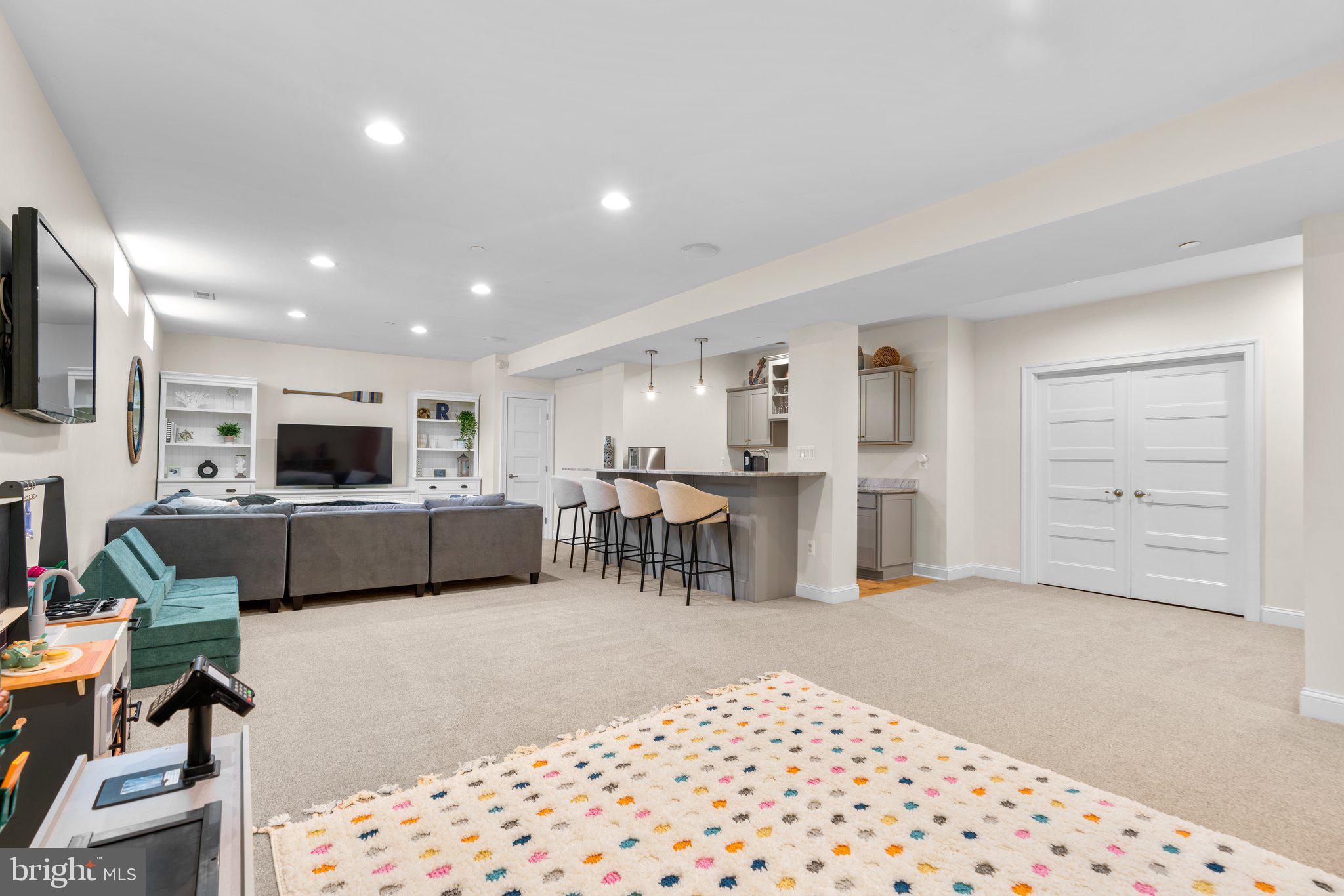 1013 SHORE ACRES ROAD