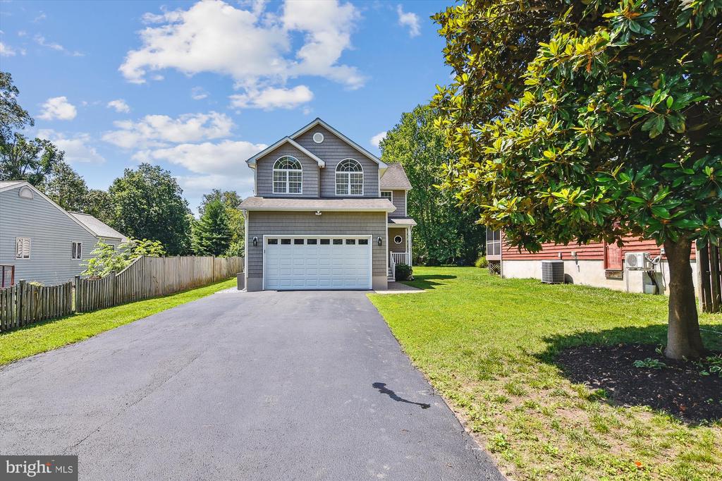 333 NORTH DRIVE