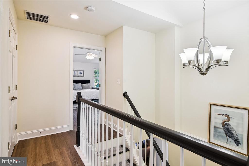 333 NORTH DRIVE