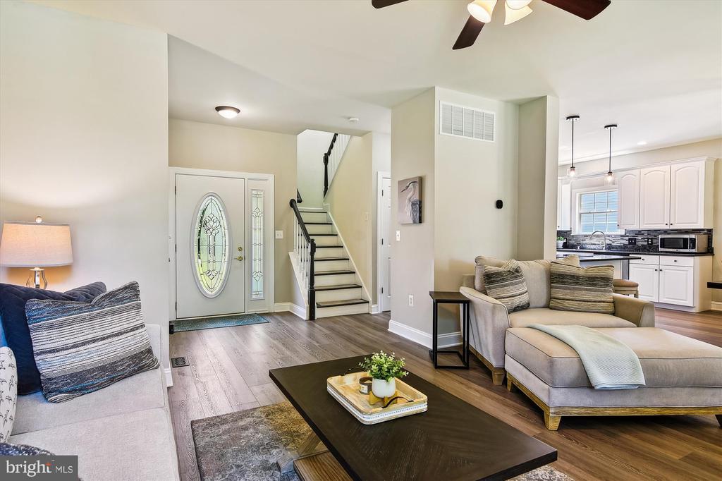 333 NORTH DRIVE