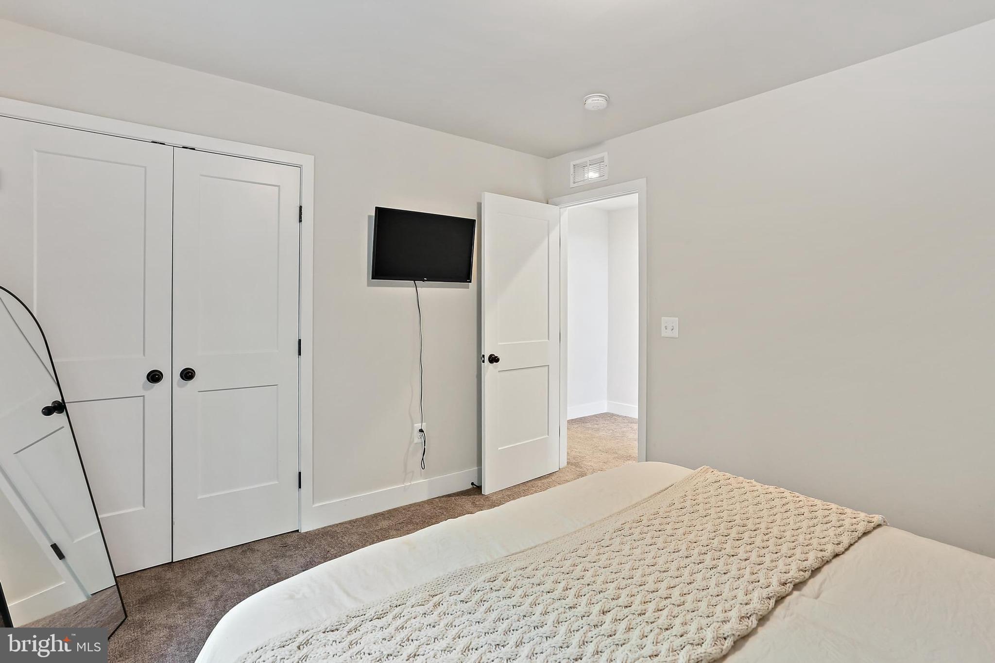 1638 CHESAPEAKE LANE
