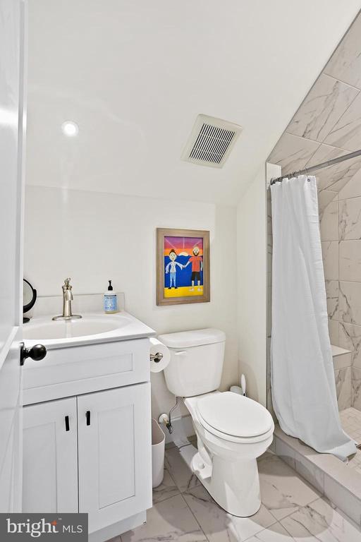 1638 CHESAPEAKE LANE