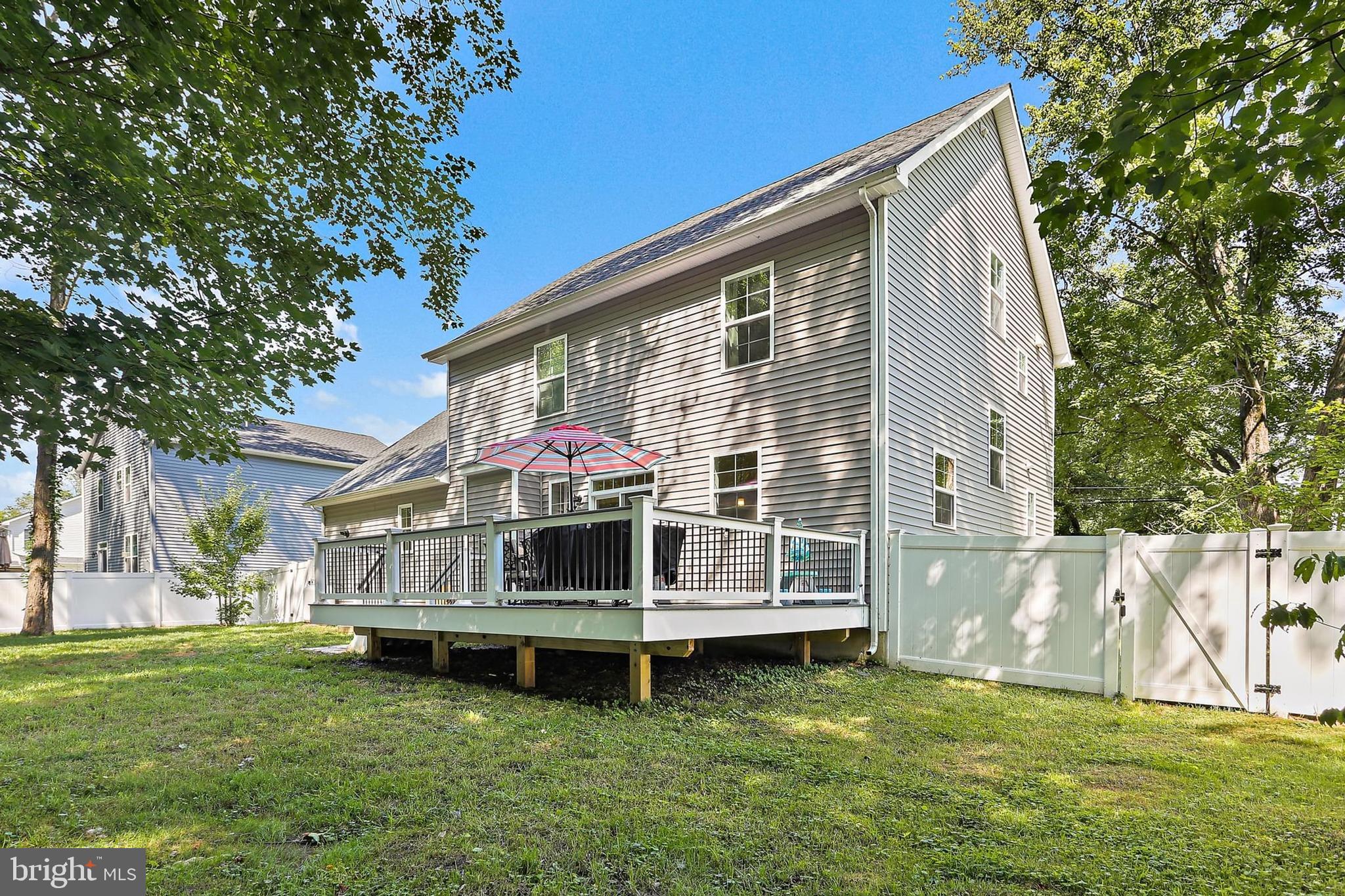 1638 CHESAPEAKE LANE