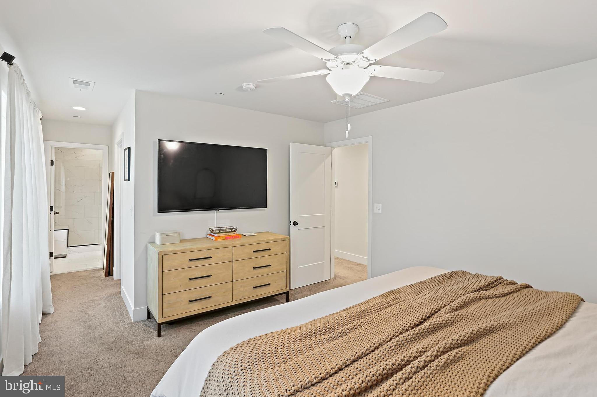 1638 CHESAPEAKE LANE