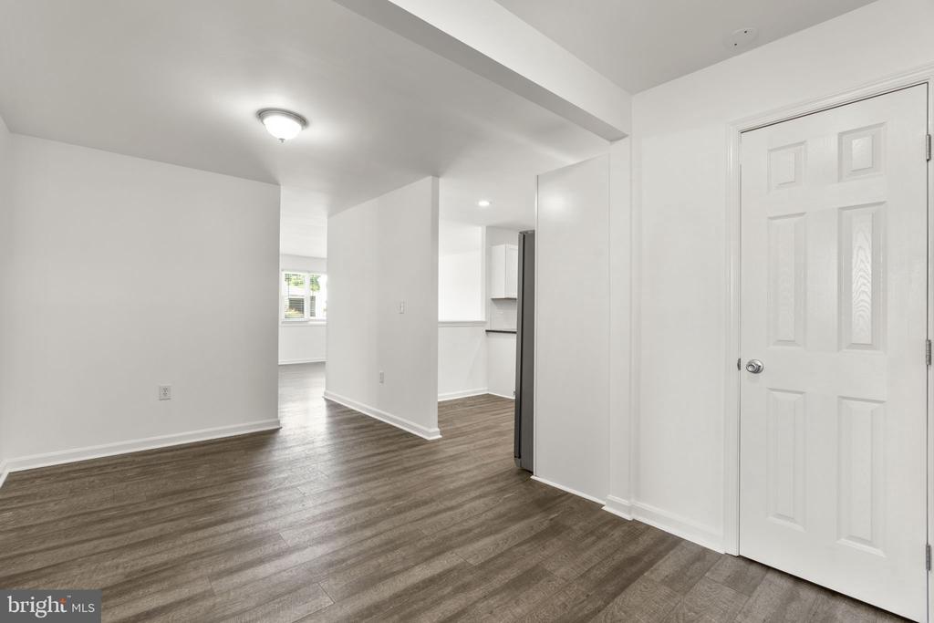 3298 SUDLERSVILLE S