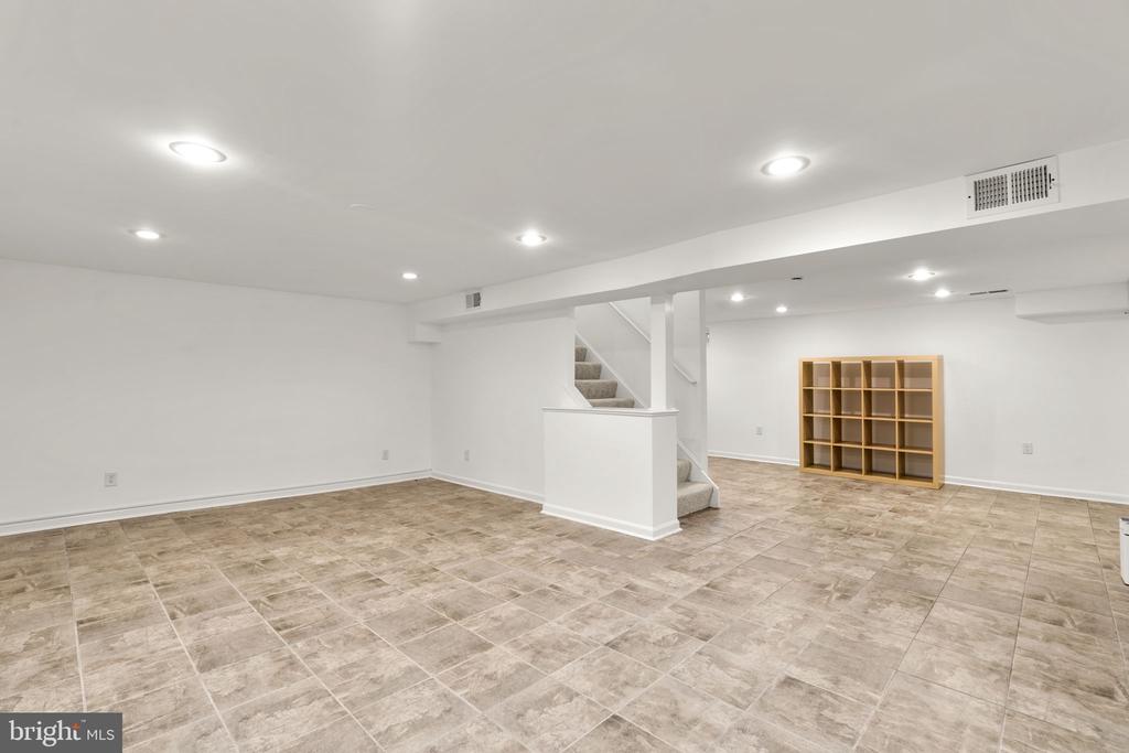 3298 SUDLERSVILLE S