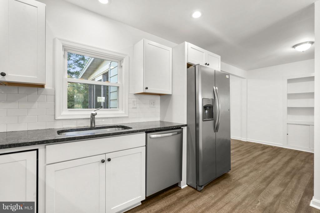 3298 SUDLERSVILLE S