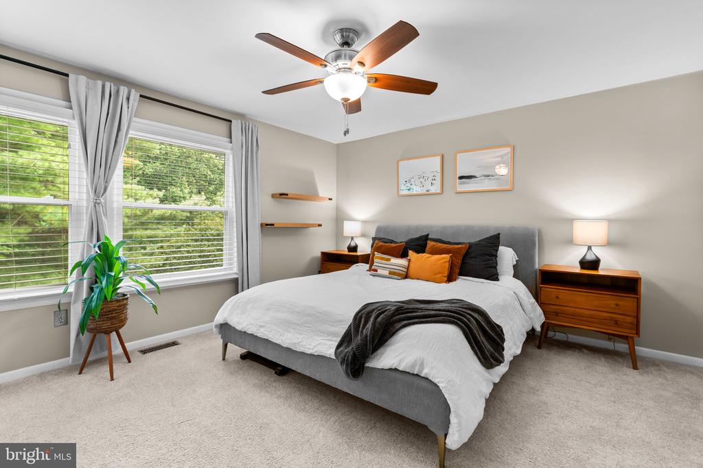 446 COLONIAL RIDGE LANE