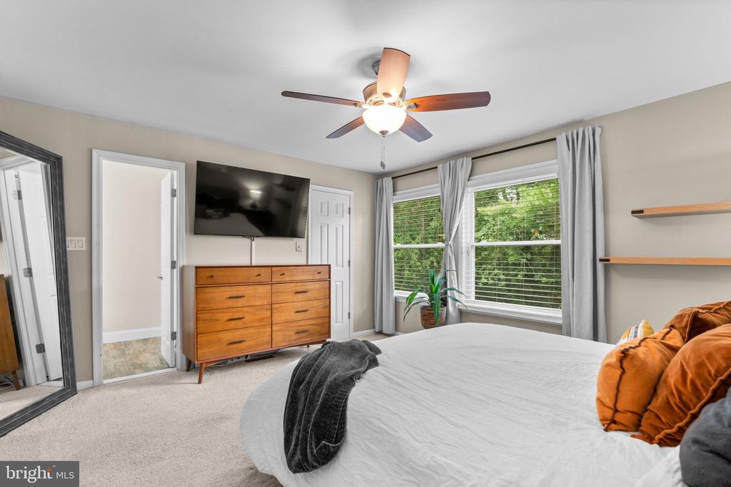 446 COLONIAL RIDGE LANE