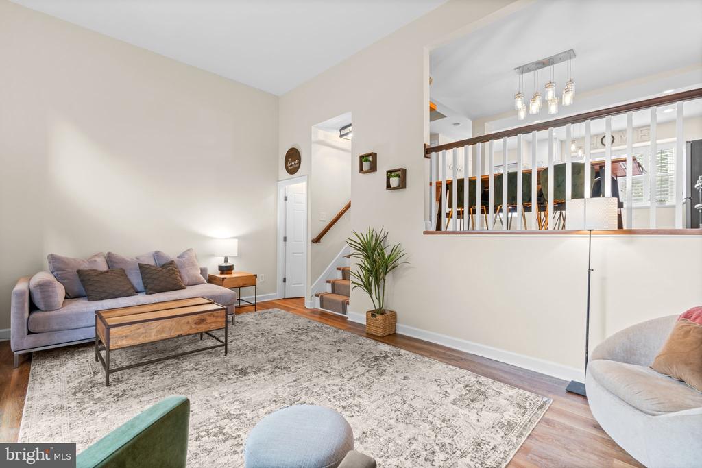 446 COLONIAL RIDGE LANE