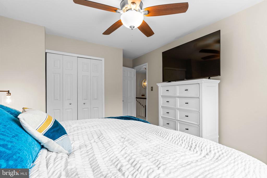 446 COLONIAL RIDGE LANE