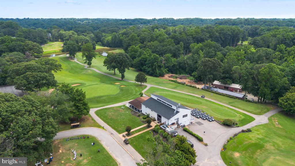 446 COLONIAL RIDGE LANE