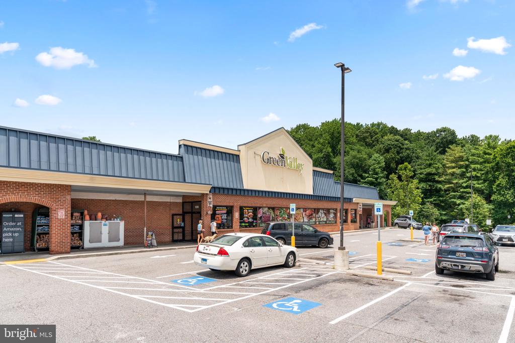 446 COLONIAL RIDGE LANE