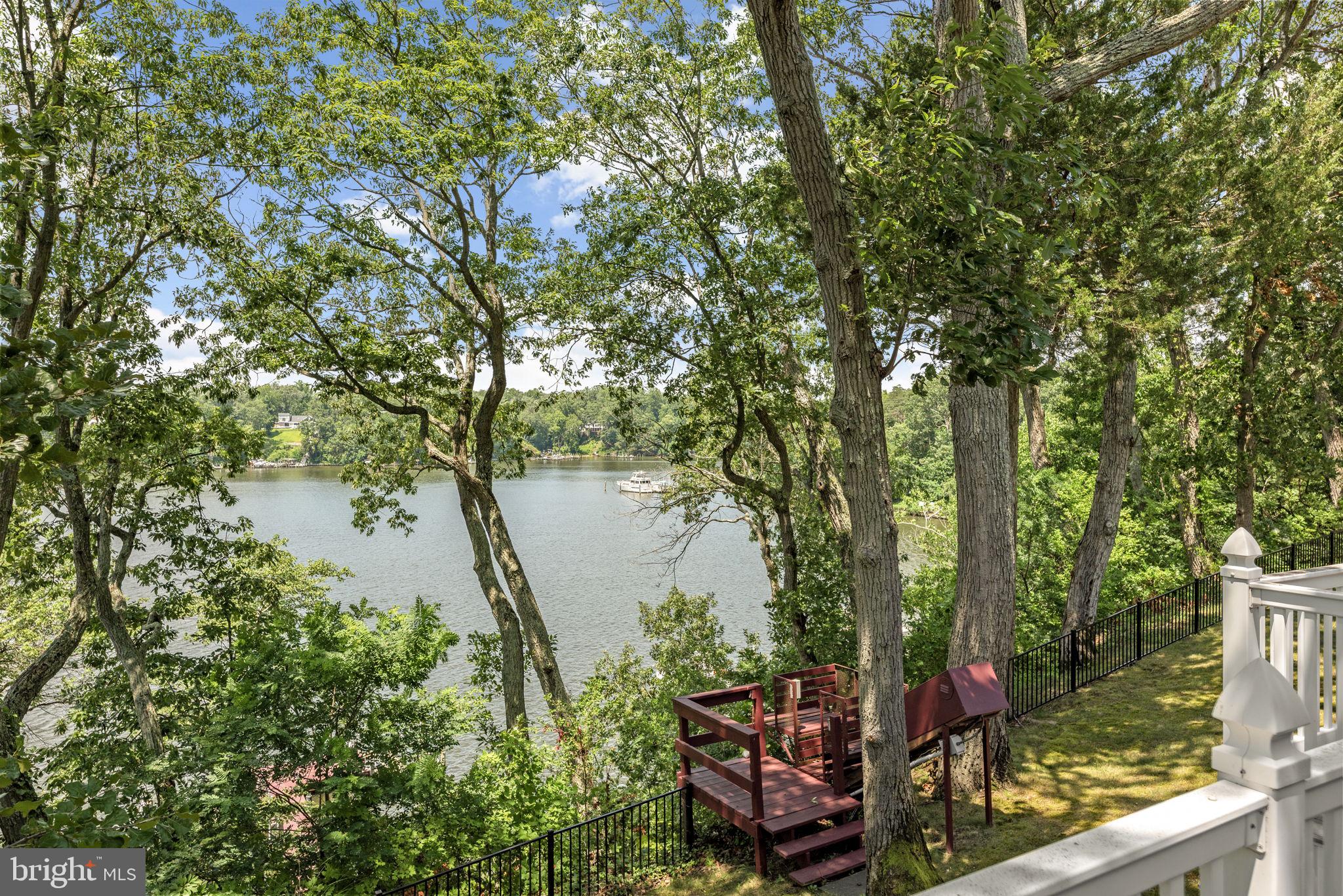 2908 SOUTHWATER POINT DRIVE