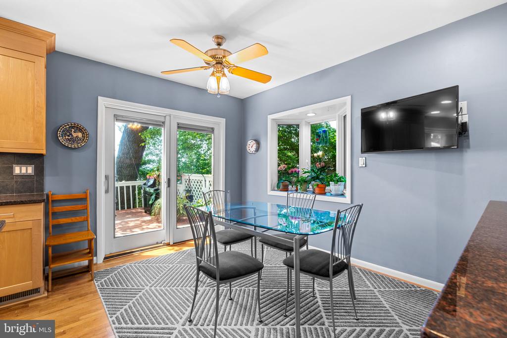 105 TRAILING IVY LANE