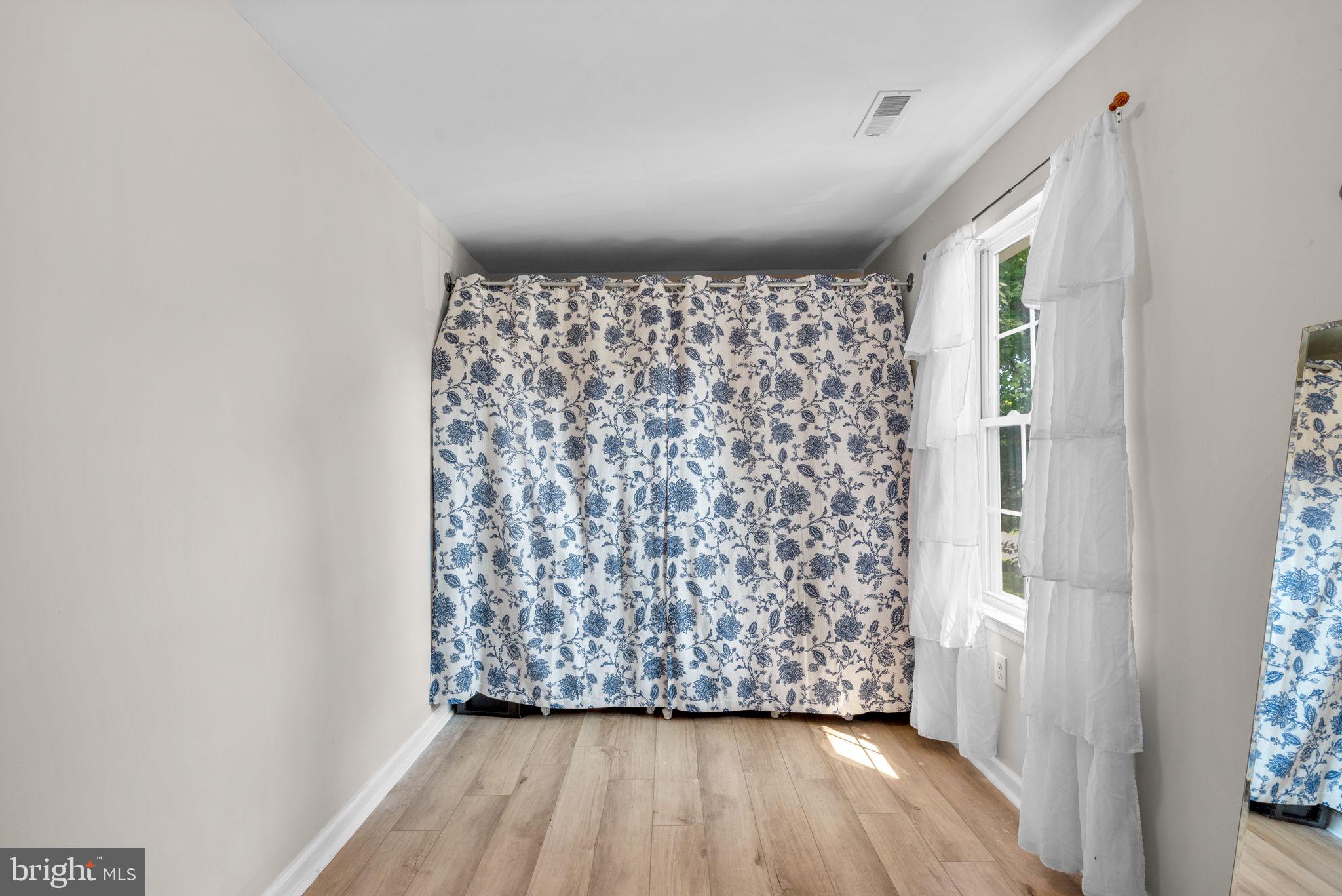 1304 NORTH ROAD