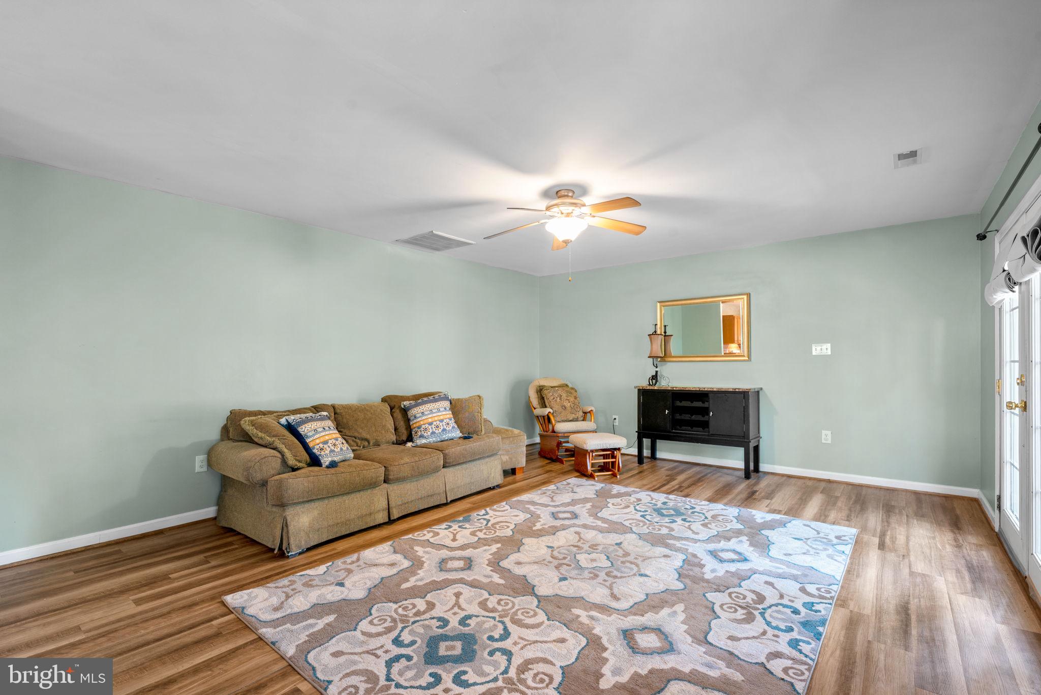 1304 NORTH ROAD