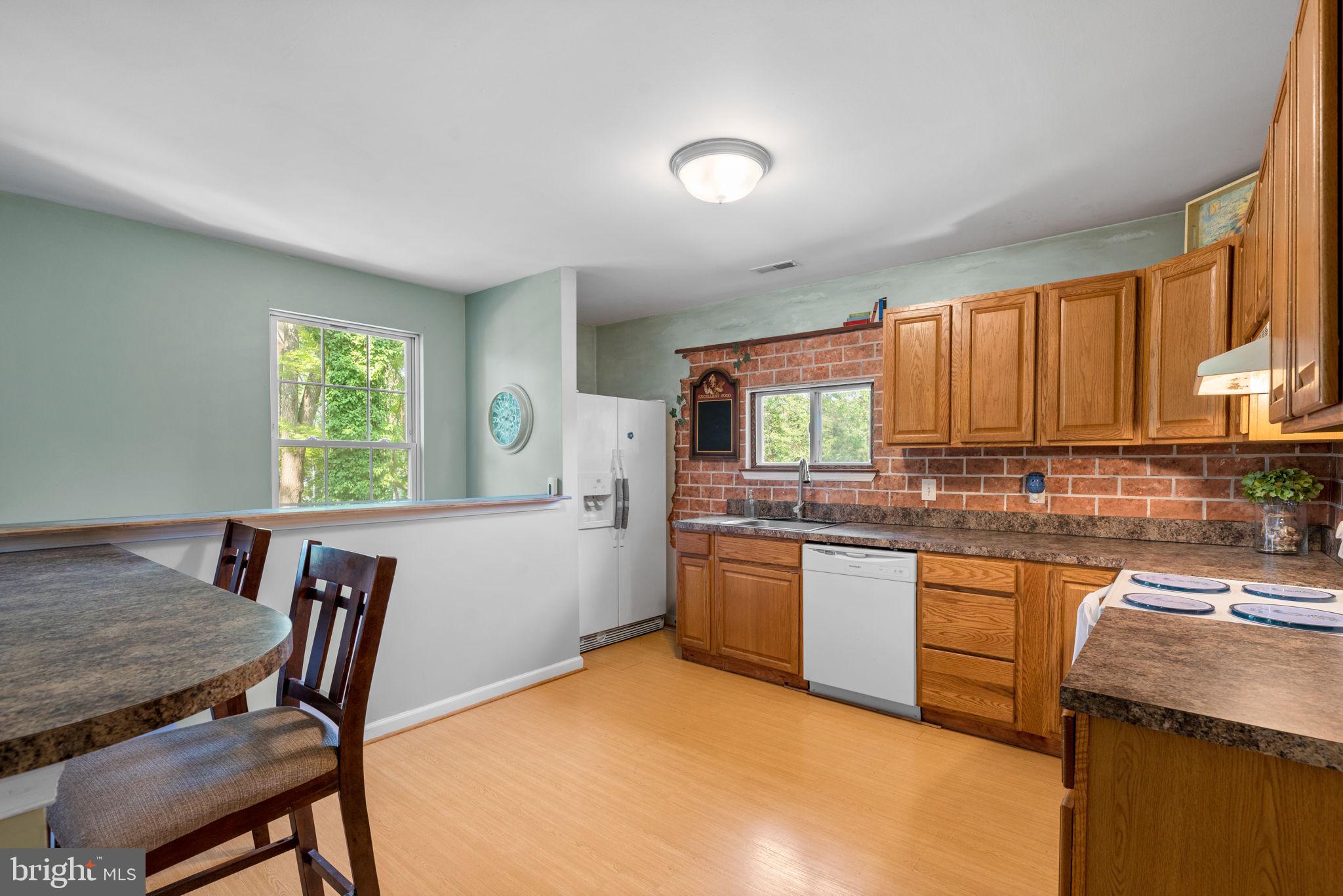 1304 NORTH ROAD