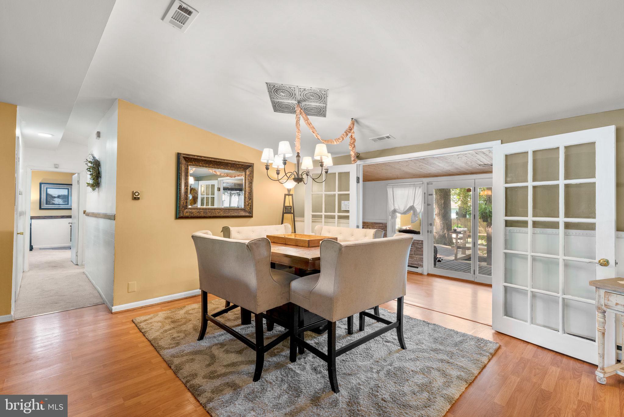 1304 NORTH ROAD