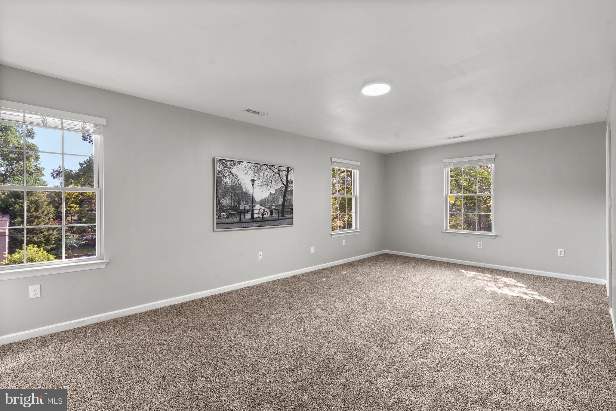 1304 NORTH ROAD
