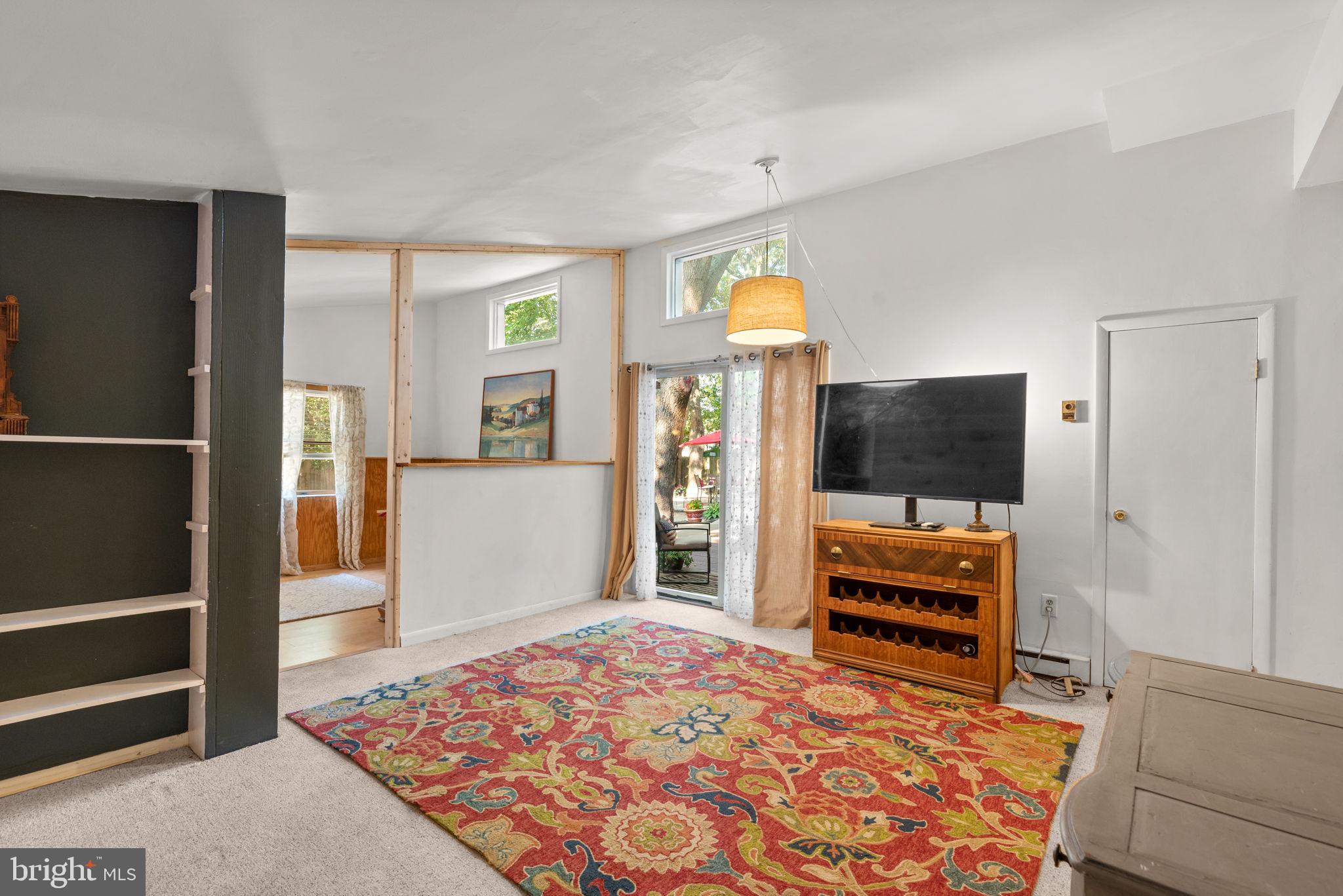 1304 NORTH ROAD