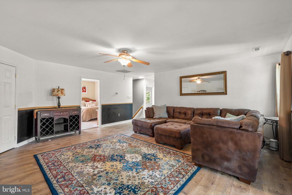 1304 NORTH ROAD