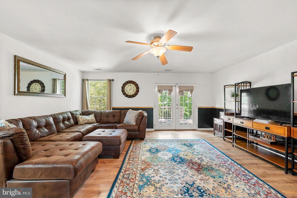 1304 NORTH ROAD