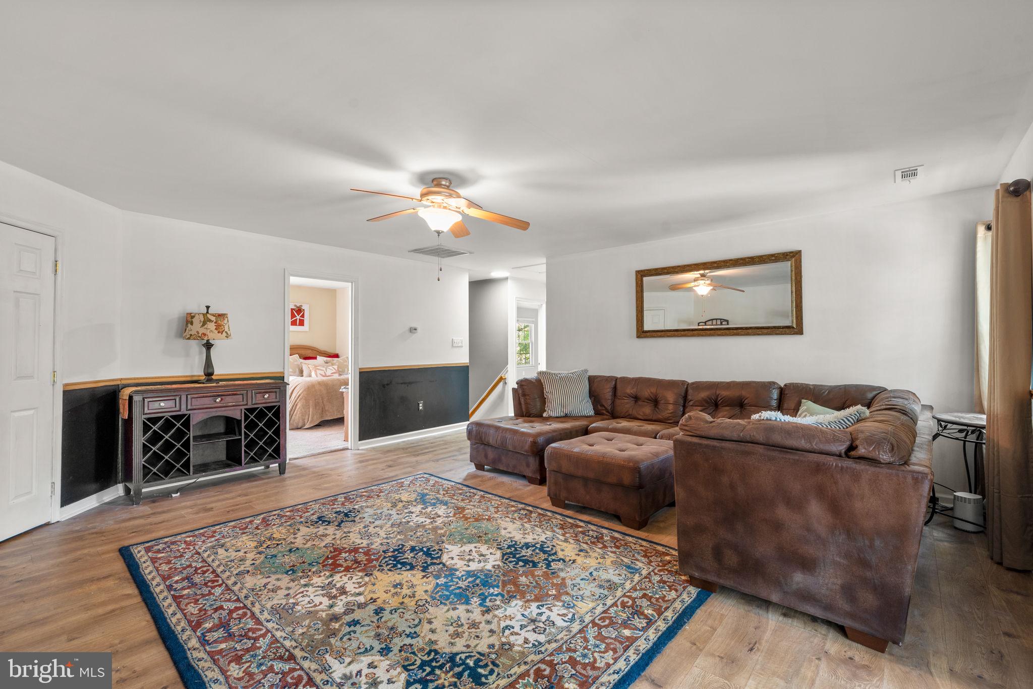 1304 NORTH ROAD