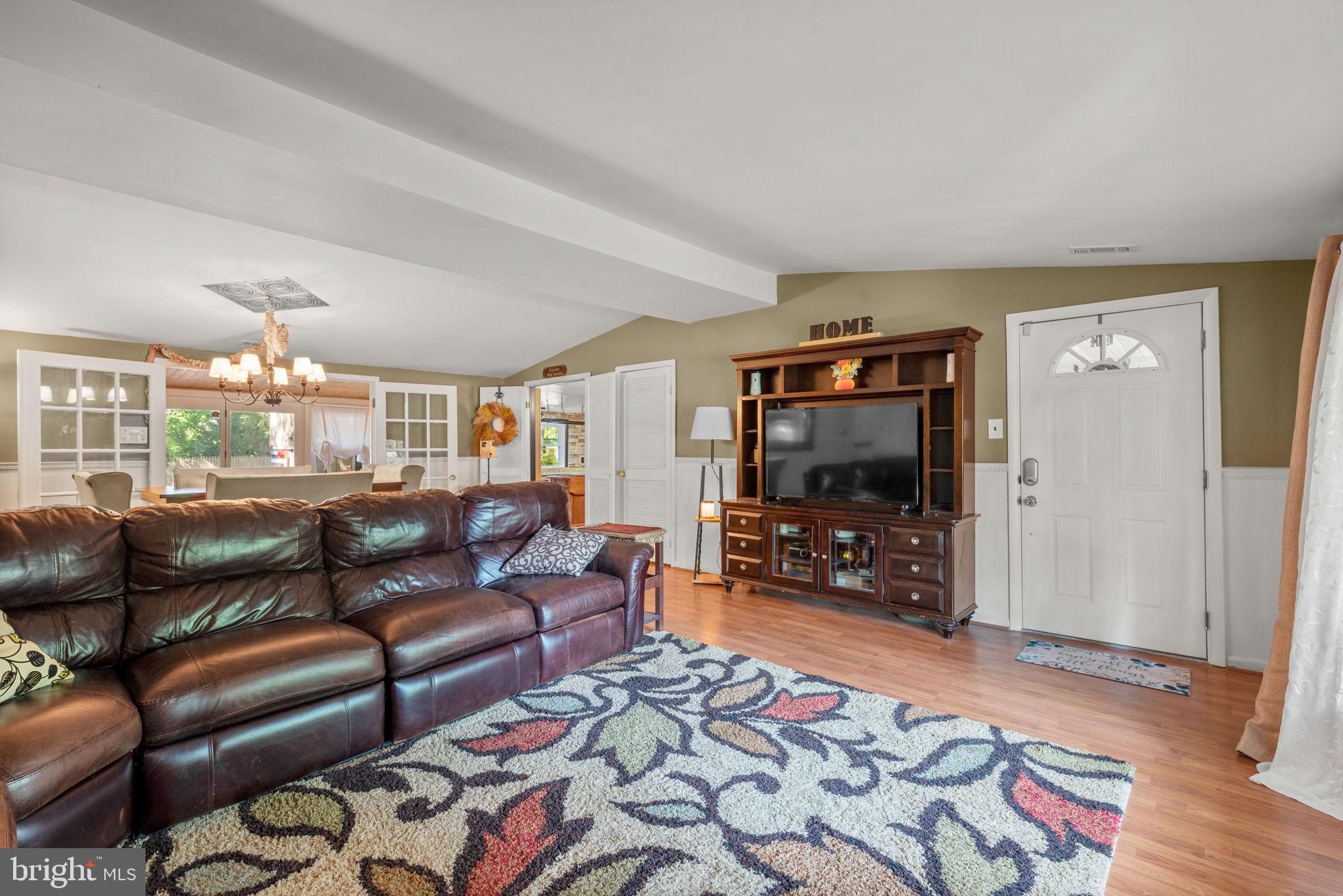 1304 NORTH ROAD